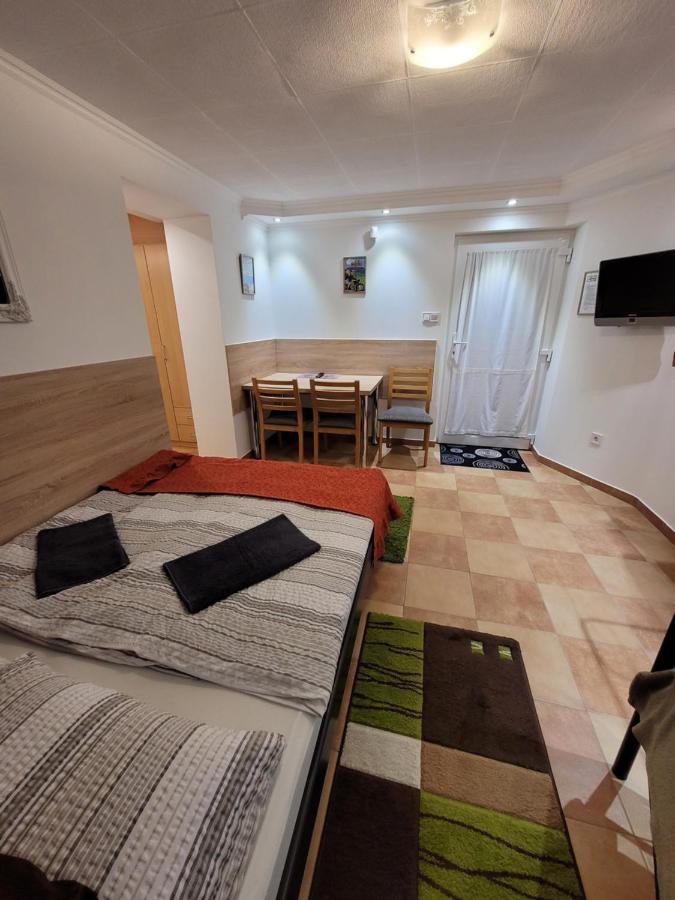 Zoe Apartman Siofok Exterior photo