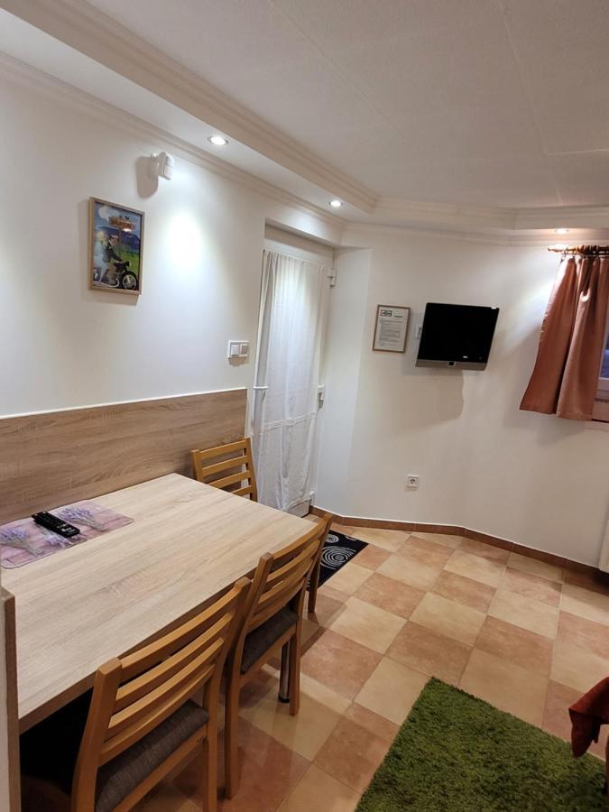 Zoe Apartman Siofok Exterior photo